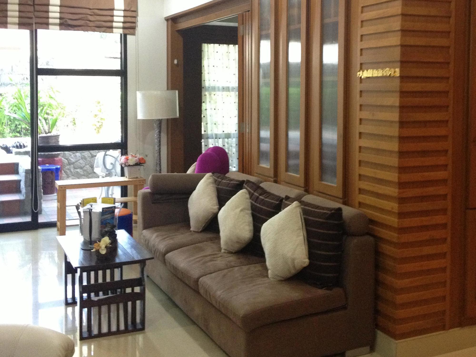 Ruankeaw Homestay Nai Harn エクステリア 写真