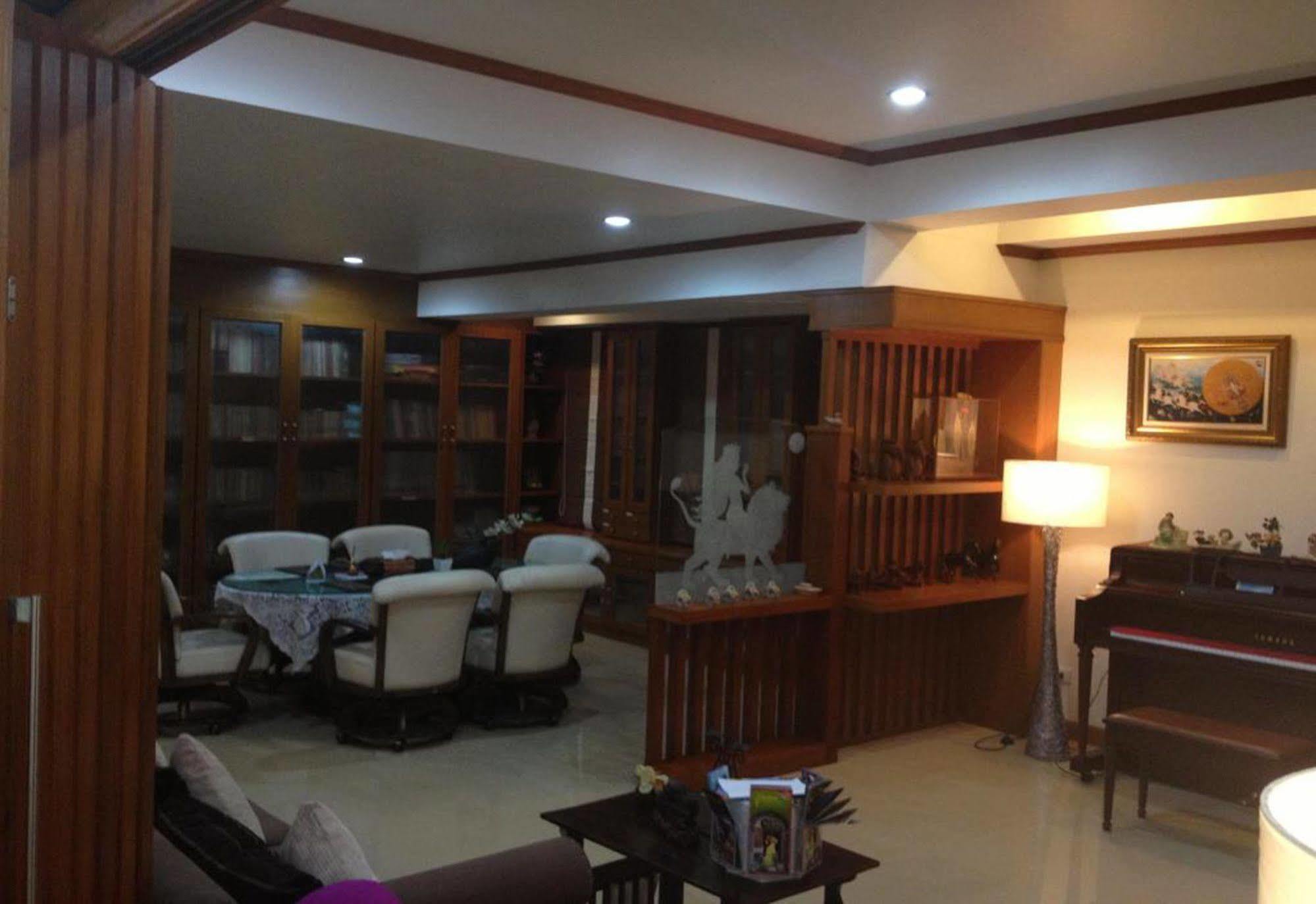 Ruankeaw Homestay Nai Harn エクステリア 写真
