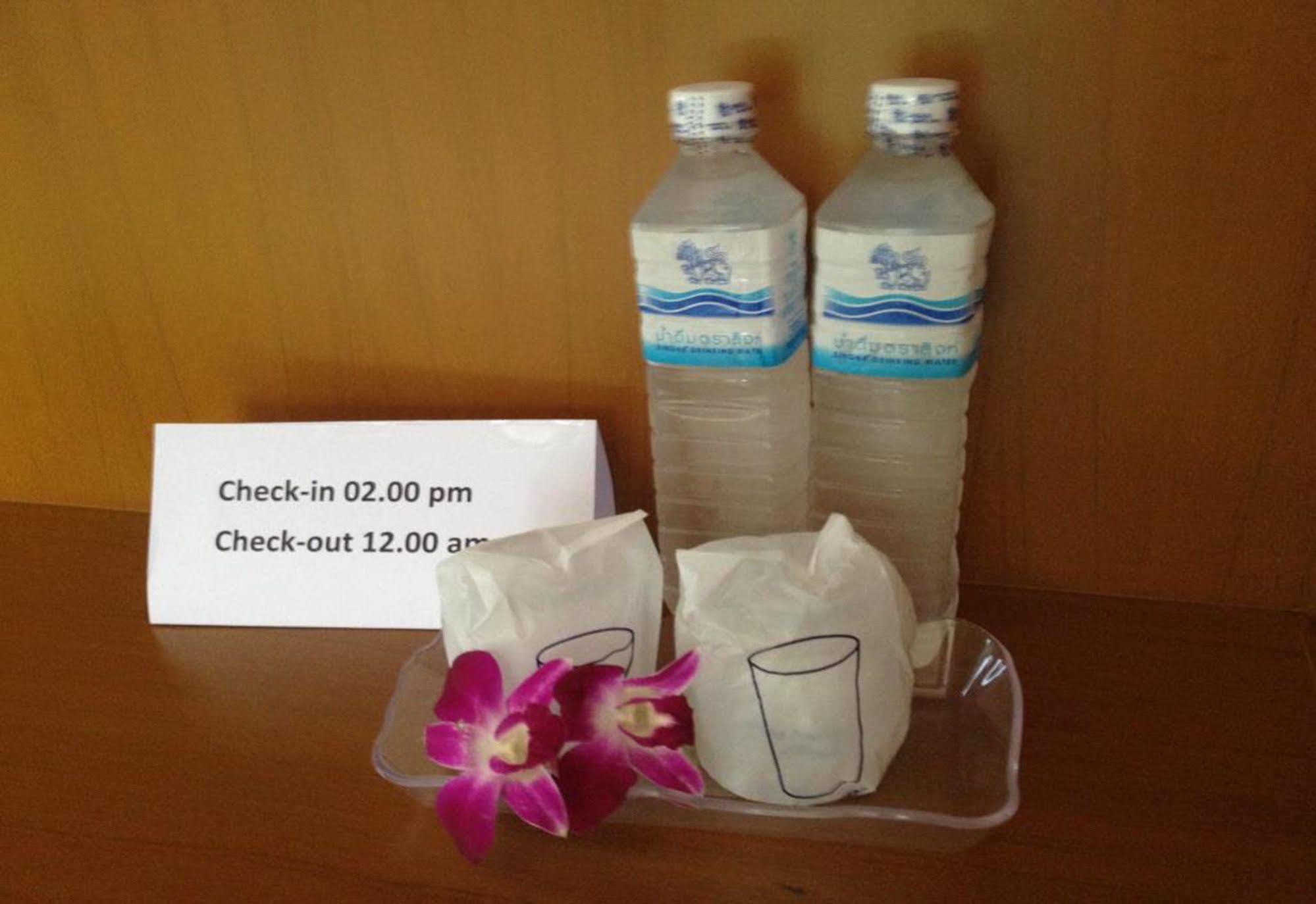 Ruankeaw Homestay Nai Harn エクステリア 写真