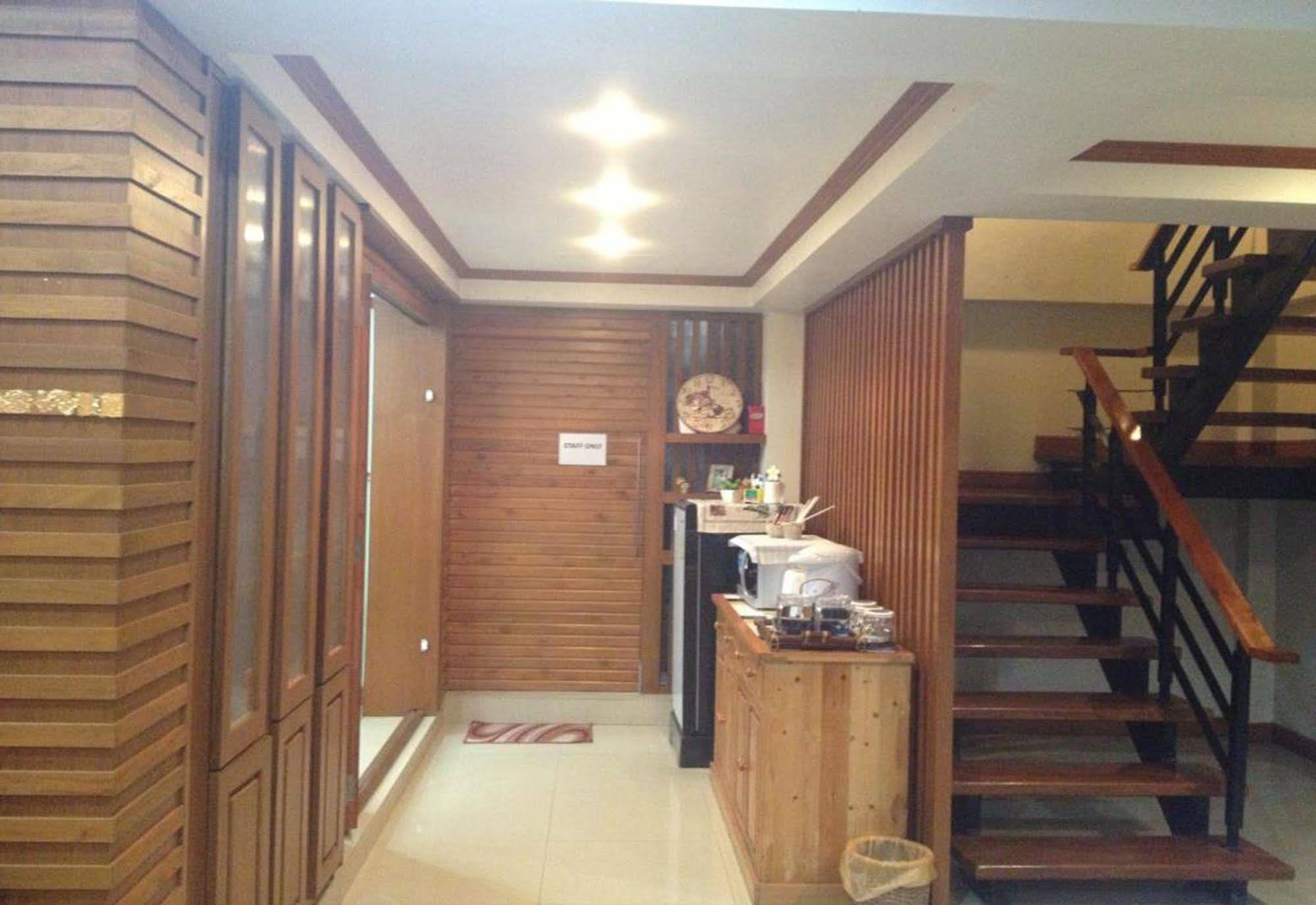 Ruankeaw Homestay Nai Harn エクステリア 写真